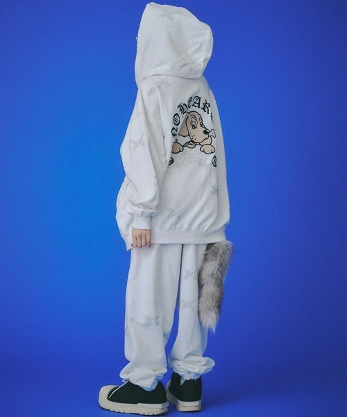 ガルフィー　注射　黒パーカー　2025秋冬 心斎橋ビッグステップ