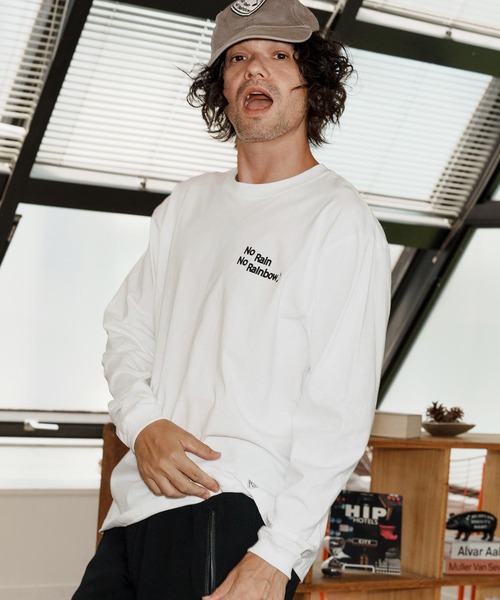 No Rain No Rainbow(ノーレインノーレインボー)の「mlt5393-logo printed long sleeve T-shirt ロングスリーブカットソー(NR25W-28)(Tシャツ/カットソー・メンズ・ホワイト/ブラック/ネイビー・S/M/L/XL)」の4枚目の写真