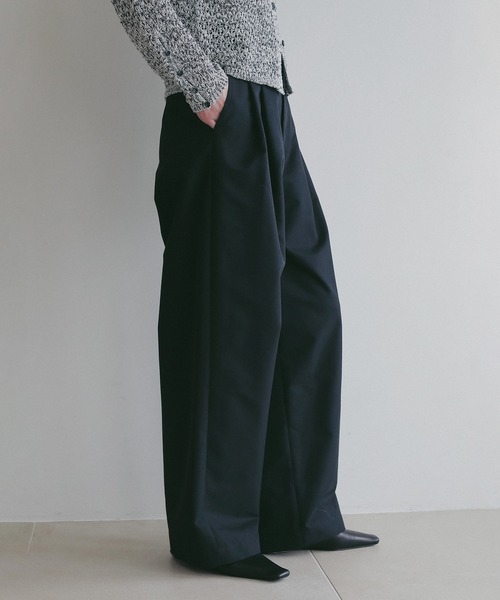 MANOF(マノフ)の「2TUCK CHINO PANTS(チノパンツ・レディース・ベージュ/ミント/ブラック・S/M)」の18枚目の写真