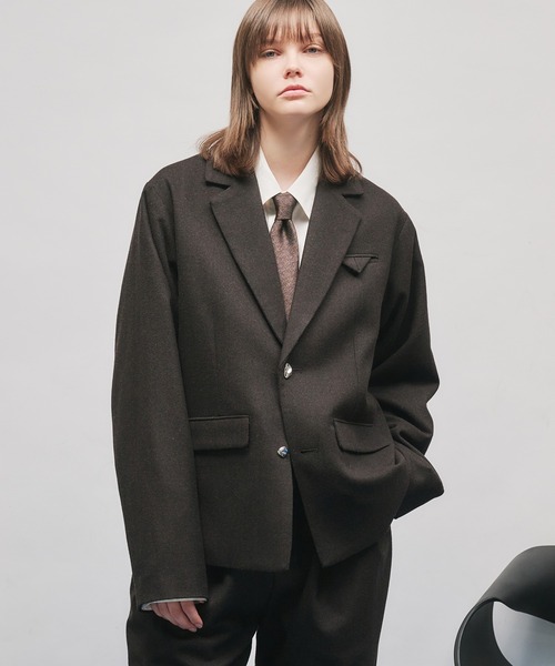 selle glant（セレグランテ）の「SINGLE-BREASTED DESIGN TAILORED JACKET/シングルブレストデザインテーラードジャケット【SET-UP着用可】（テーラードジャケット・メンズ・ブラック系/ブラック/グレー/ダークブラウン系/ブラック系1/ブラック系2・SMALL/MEDIUM/LARGE）」の6枚目の写真