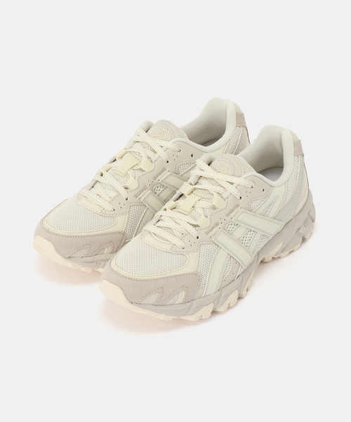 ASICS(アシックス)の「ASICS / アシックス GEL-SONOMA TR62(スニーカー・レディース・チャコールグレー/ブラック/アイボリー・23cm/24cm/25cm)」の2枚目の写真