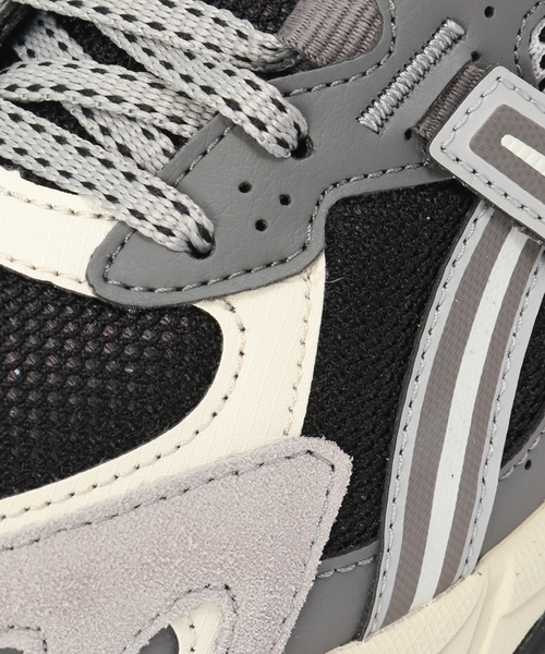 ASICS(アシックス)の「ASICS / アシックス GEL-SONOMA TR62(スニーカー・レディース・チャコールグレー/ブラック/アイボリー・23cm/24cm/25cm)」の10枚目の写真