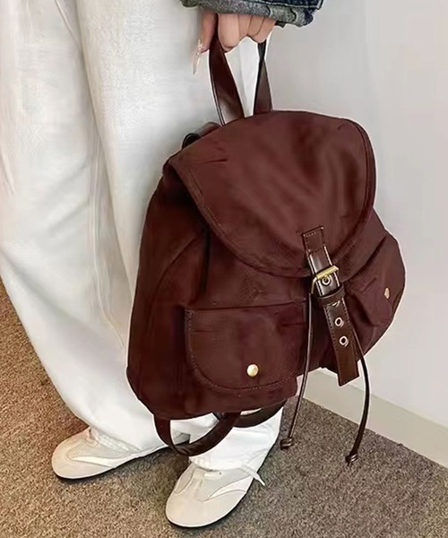 ammy.（エイミードット）の「【 ammy. / エイミードット 】  スエード調 レトロ フラップ リュック（バックパック/リュック・レディース・ブラウン/ブラック・FREE）」の10枚目の写真