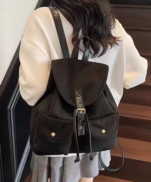 ammy.（エイミードット）の「【 ammy. / エイミードット 】  スエード調 レトロ フラップ リュック（バックパック/リュック・レディース・ブラウン/ブラック・FREE）」の7枚目の写真