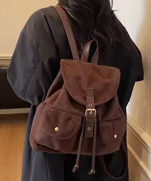 ammy.（エイミードット）の「【 ammy. / エイミードット 】  スエード調 レトロ フラップ リュック（バックパック/リュック・レディース・ブラウン/ブラック・FREE）」の11枚目の写真