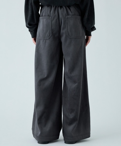 VELNUS(ベルナス)の「【VELNUS】Gradient design wide flare corduroy pants / グラデーションデザインワイドフレアコーデュロイパンツ(スラックス・メンズ・ブラック/チャコールグレー・S/M/L)」の5枚目の写真