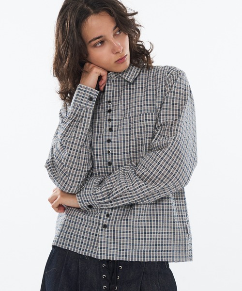 WISH FOR EVER（ウィッシュフォーエバー）の「FAKE BOTTON SEERSUCKER LONG SLEEVE SHORT SHIRT / フェイクボタンシアサッカーロングスリーブショートシャツ（シャツ/ブラウス・メンズ・ライトブルー/カーキ/レッド・LARGE/SMALL/MEDIUM）」の3枚目の写真