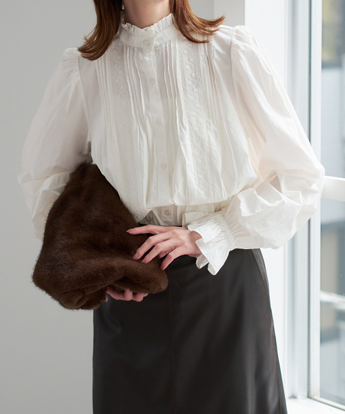 crinkle crinkle crinkle rebuilt neck embroidery blouse CC-4015