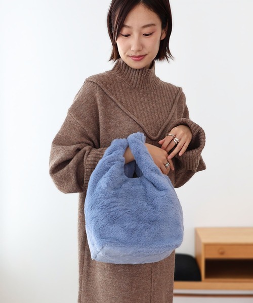 T・S・L（ティーエスエル）の「エコファーショッパーバッグ（トートバッグ・レディース・ホワイト/チャコールグレー/グレイッシュベージュ/サックスブルー/イエロー/ピンク・FREE）」の13枚目の写真