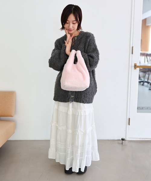 T・S・L（ティーエスエル）の「エコファーショッパーバッグ（トートバッグ・レディース・ホワイト/チャコールグレー/グレイッシュベージュ/サックスブルー/イエロー/ピンク・FREE）」の19枚目の写真