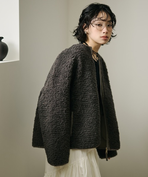 LAULEN(ローレン)の「front zip volume boa blouson /フロントジップボリュームボアブルゾン(ブルゾン・レディース・グレー/アイボリー・FREE)」の6枚目の写真