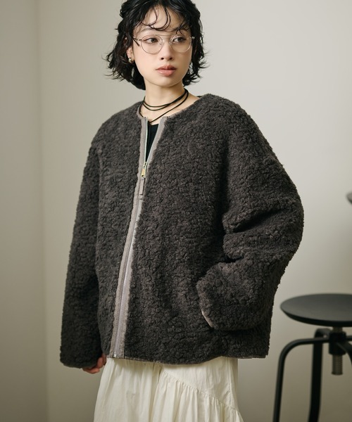 LAULEN(ローレン)の「front zip volume boa blouson /フロントジップボリュームボアブルゾン(ブルゾン・レディース・グレー/アイボリー・FREE)」の7枚目の写真