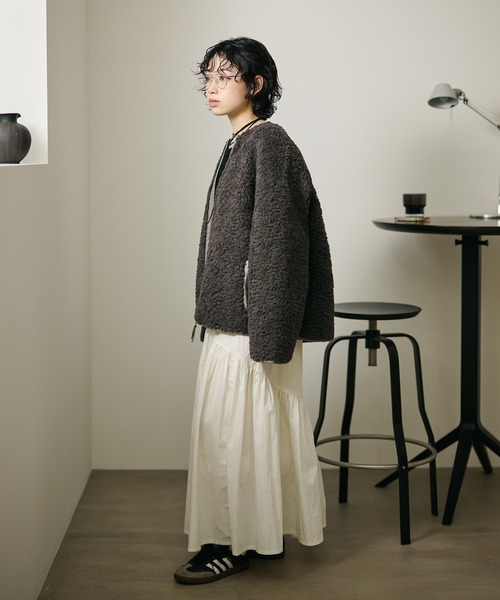 LAULEN(ローレン)の「front zip volume boa blouson /フロントジップボリュームボアブルゾン(ブルゾン・レディース・グレー/アイボリー・FREE)」の13枚目の写真