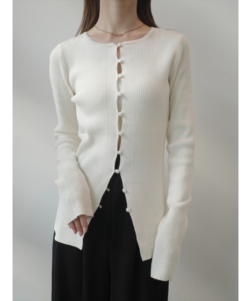 amel（エイメル）の「ボタンラインニットカーディガン / アイボリー（ニット/セーター・レディース・アイボリー・FREE）」の9枚目の写真