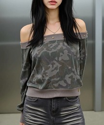 A'GEM/9 × .kom 『.KOM/ドットケーオーエム』 Y2K Camouflage Off-Shoulder Sweatshirt/Y2K カモフラージュ オフショルダースウェット