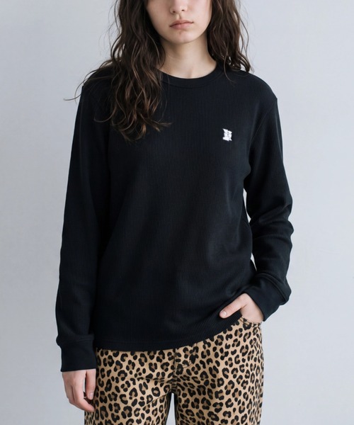 HUF(ハフ)の「【C-HUF】【HUF/ハフ】SHRADER L/S THERMAL KN00535(Tシャツ/カットソー・メンズ・ブラック/ホワイト・SMALL/XX-LARGE/X-LARGE)」の1枚目の写真