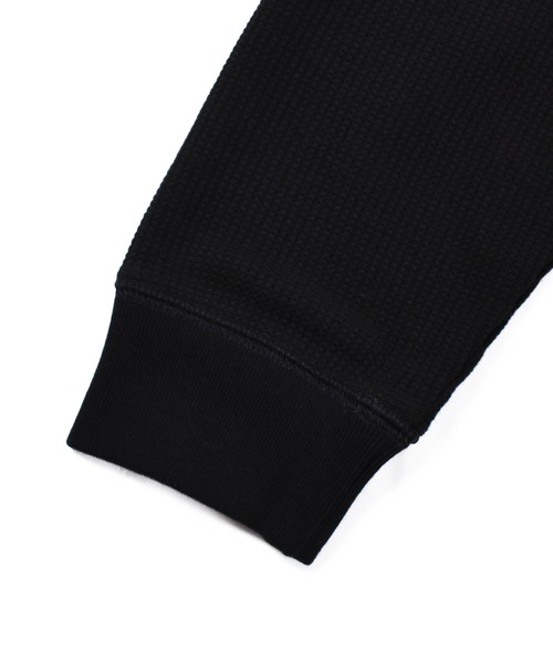 HUF(ハフ)の「【C-HUF】【HUF/ハフ】SHRADER L/S THERMAL KN00535(Tシャツ/カットソー・メンズ・ブラック/ホワイト・SMALL/XX-LARGE/X-LARGE)」の9枚目の写真