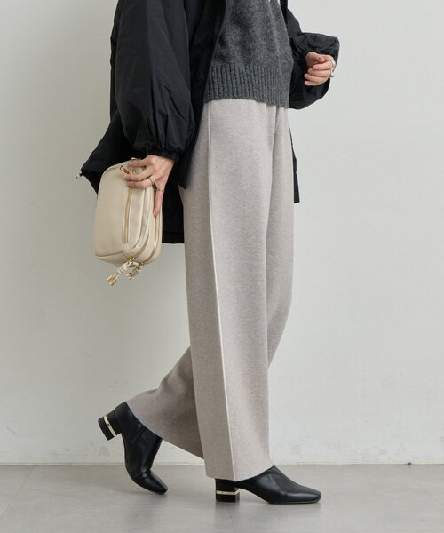 un dix cors（アンディコール）の「《リラクシーな履き心地》サイドラインニットパンツ（スウェットパンツ・レディース・ブラック/グレー・FREE）」の2枚目の写真