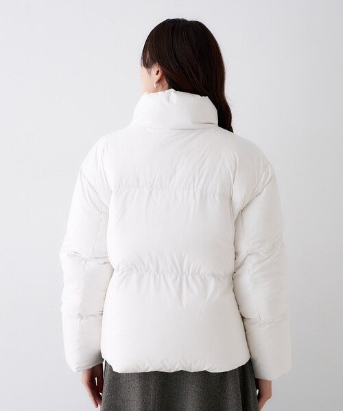 UNTITLED（アンタイトル）の「【トレンド/撥水機能/防寒】ショートダウンコート（ダウンジャケット/コート・レディース・オフホワイト/ブラック・00/01/03/04/42/44/46/48/50/02）」の21枚目の写真