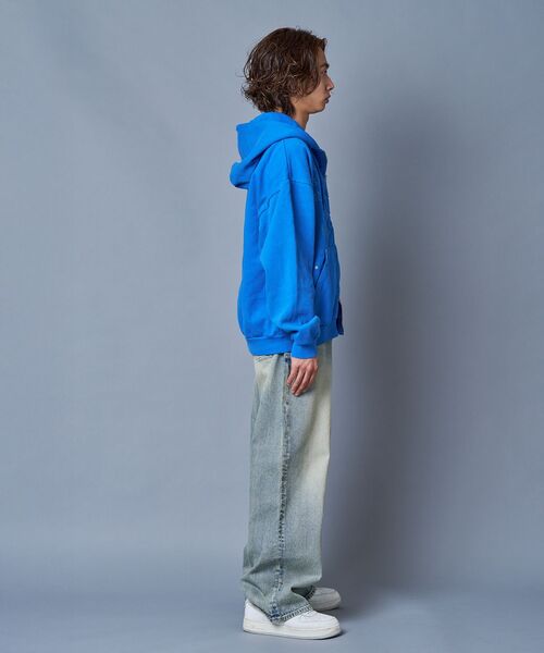 SEQUENZ（シークエンズ）の「【SEQUENZ（シークエンズ）】SQNZ ZIP P/K / ジップパーカー 裏起毛 フーディ スタッズ 加工 ワッペン プリント（パーカー・メンズ・ブラック/ピンク/ライトグレー/ブルー・SMALL/LARGE/MEDIUM）」の18枚目の写真