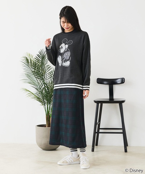 Disney(ディズニー)の「【DISNEY/ディズニー】DISNEY ジャガードニット(ニット/セーター・レディース・オフホワイト/ベージュ/グレー/ブラック/スミクロ/ブルー・LARGE/MEDIUM)」の20枚目の写真