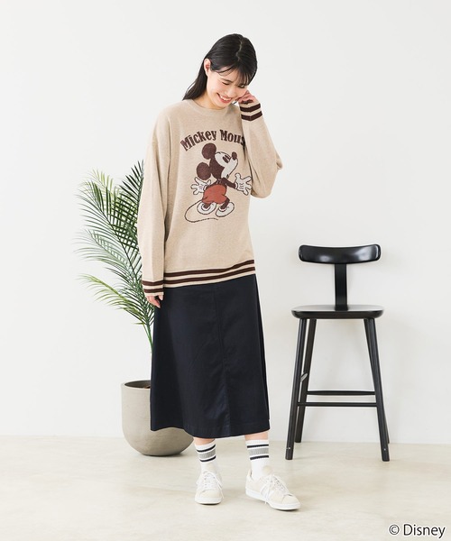 Disney(ディズニー)の「【DISNEY/ディズニー】DISNEY ジャガードニット(ニット/セーター・レディース・オフホワイト/ベージュ/グレー/ブラック/スミクロ/ブルー・LARGE/MEDIUM)」の10枚目の写真