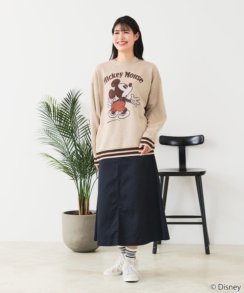Disney(ディズニー)の「【DISNEY/ディズニー】DISNEY ジャガードニット(ニット/セーター・レディース・オフホワイト/ベージュ/グレー/ブラック/スミクロ/ブルー・LARGE/MEDIUM)」の12枚目の写真
