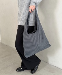 【A4収納可】チェック柄ワンハンドルトートバッグ