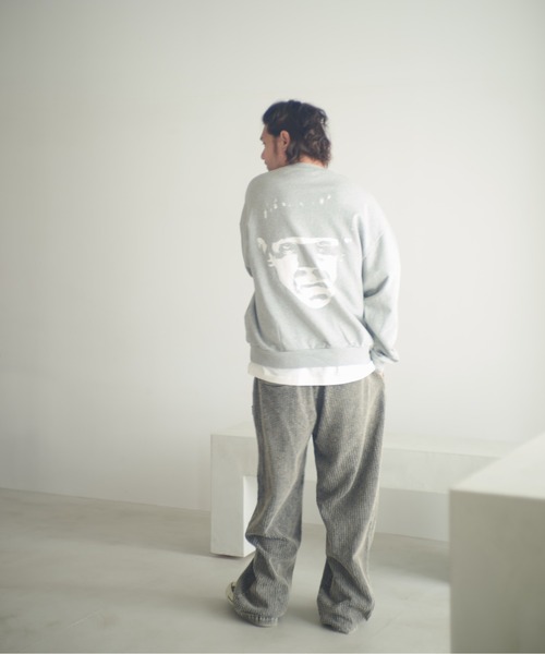 ADAM PATEK(アダムパテック)の「ADAMPATEK/needlestripe denim wide pants/ニードルパンチストライプデニムワイドスラックス(AP2528014)(デニムパンツ・レディース・グレー/ブラック・1/2)」の5枚目の写真