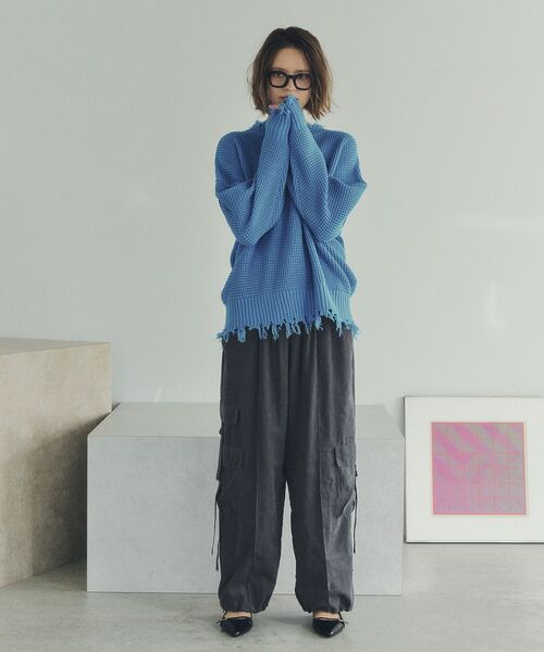 Editt by YECCA VECCA(エディットバイイェッカヴェッカ)の「ダメージルーズニット(ニット/セーター・レディース・チャコールグレー/ブルー/グレー・FREE)」の6枚目の写真