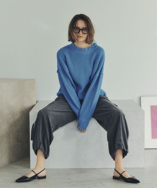 Editt by YECCA VECCA(エディットバイイェッカヴェッカ)の「ダメージルーズニット(ニット/セーター・レディース・チャコールグレー/ブルー/グレー・FREE)」の7枚目の写真