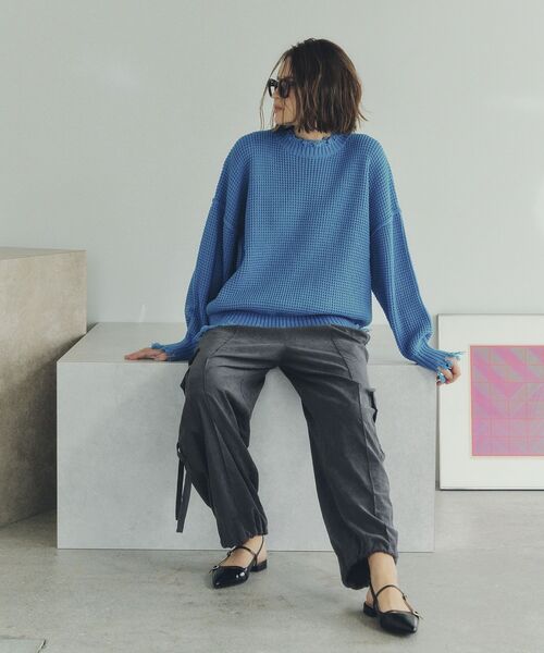 Editt by YECCA VECCA(エディットバイイェッカヴェッカ)の「ダメージルーズニット(ニット/セーター・レディース・チャコールグレー/ブルー/グレー・FREE)」の9枚目の写真