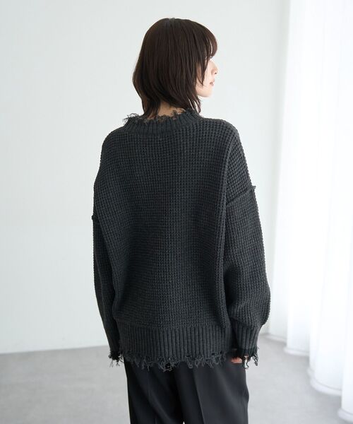 Editt by YECCA VECCA(エディットバイイェッカヴェッカ)の「ダメージルーズニット(ニット/セーター・レディース・チャコールグレー/ブルー/グレー・FREE)」の13枚目の写真