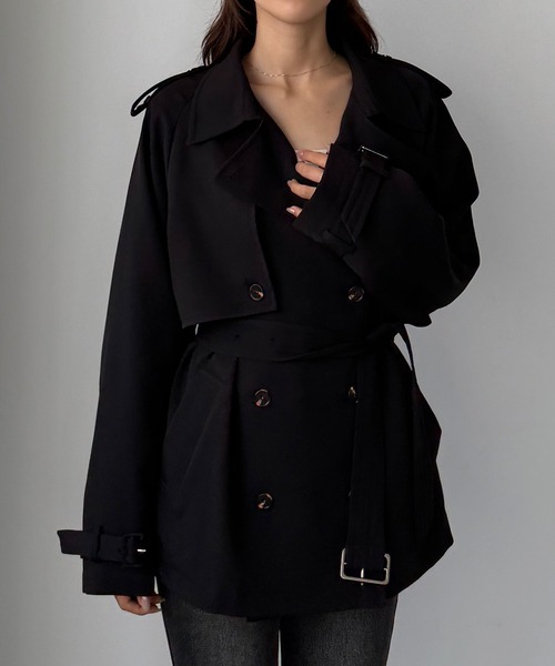 Louere(ルエレ)の「ミドル丈トレンチコート(トレンチコート・レディース・チャコール/ベージュ/ブラック・SMALL/MEDIUM/LARGE/X-LARGE)」の4枚目の写真