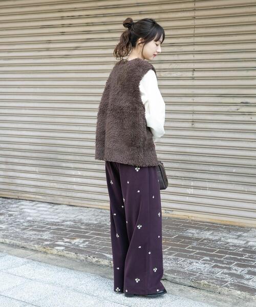ITEMS URBANRESEARCH（アイテムズ アーバンリサーチ）の「刺繍ベロアパンツ（その他パンツ・レディース・ブルー系その他/パープル系その他・FREE）」の13枚目の写真