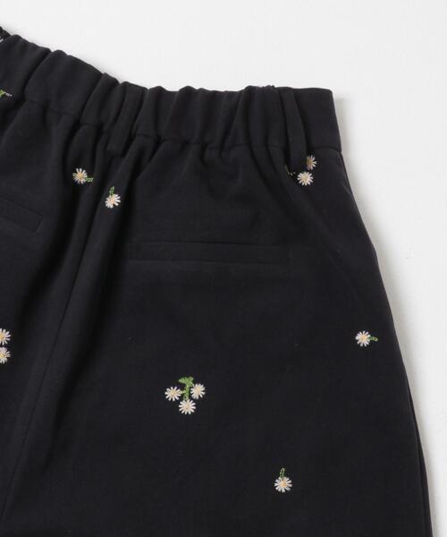 ITEMS URBANRESEARCH（アイテムズ アーバンリサーチ）の「刺繍ベロアパンツ（その他パンツ・レディース・ブルー系その他/パープル系その他・FREE）」の9枚目の写真