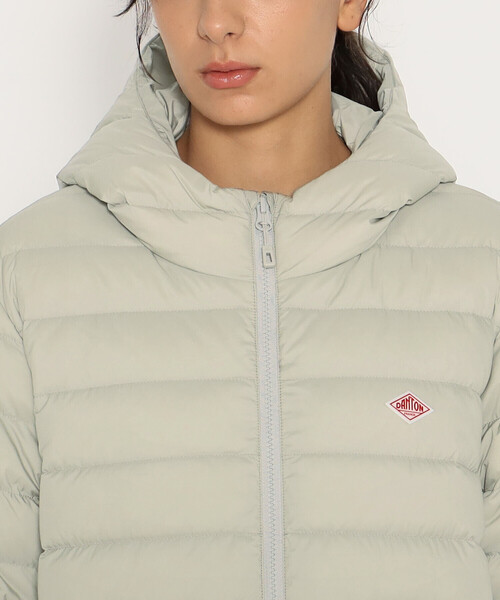 DANTON(ダントン)の「WOMEN'S NYLON TAFFETA MIDDLE DOWN HOODED COAT(ダウンジャケット/コート・レディース・グレイッシュベージュ/グレー系その他/ブラック/ベージュ・XS/S/M)」の11枚目の写真