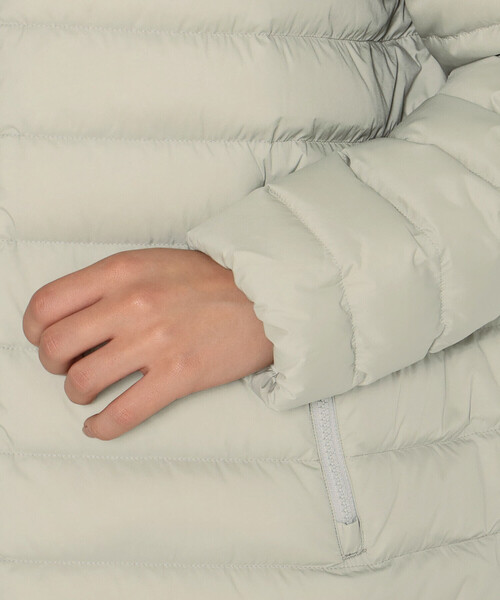 DANTON(ダントン)の「WOMEN'S NYLON TAFFETA MIDDLE DOWN HOODED COAT(ダウンジャケット/コート・レディース・グレイッシュベージュ/グレー系その他/ブラック/ベージュ・XS/S/M)」の12枚目の写真