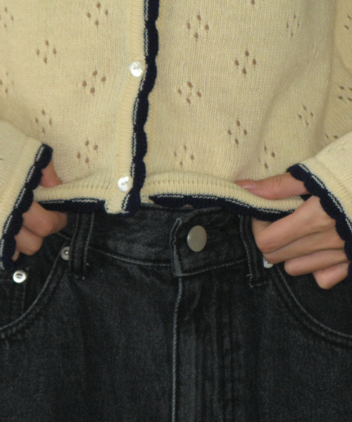 RONRON(ロンロン)の「WIDE DENIM PANTS BLACK(デニムパンツ・レディース・その他・SMALL/MEDIUM)」の3枚目の写真