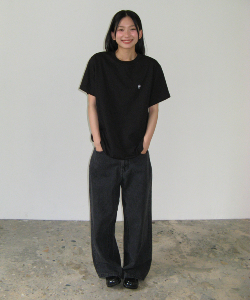RONRON(ロンロン)の「WIDE DENIM PANTS BLACK(デニムパンツ・レディース・その他・SMALL/MEDIUM)」の5枚目の写真