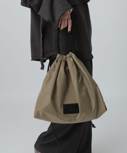 LEPSIM(レプシィム)の「2WAY巾着トート 605335(トートバッグ・レディース・ブラック/カーキブラウン・ONE SIZE)」の21枚目の写真