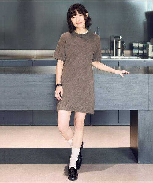 MUSINSA STANDARD WOMAN（ムシンサスタンダードウーマン）の「[クールタンダード] ウィメンズ ベーシック クルーネック Tシャツ [ホワイト]（Tシャツ/カットソー・レディース・その他・SMALL/MEDIUM/LARGE/X-LARGE/X-SMALL）」の19枚目の写真