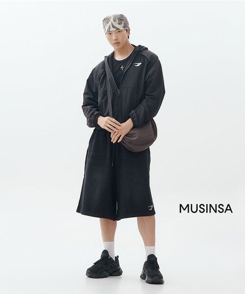 MUSINSA STANDARD（ムシンサスタンダード）の「クリンクルミニホボクロスバッグ[グレー]（メッセンジャーバッグ・レディース・その他・FREE）」の13枚目の写真