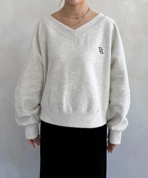 Thevon(ゼボン)の「Vネック刺繍ロゴ裏起毛プルオーバー(Tシャツ/カットソー・レディース・チャコールグレー/ネイビー/ライトグレー・FREE)」の12枚目の写真
