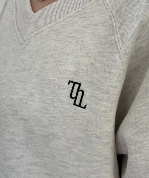 Thevon(ゼボン)の「Vネック刺繍ロゴ裏起毛プルオーバー(Tシャツ/カットソー・レディース・チャコールグレー/ネイビー/ライトグレー・FREE)」の13枚目の写真