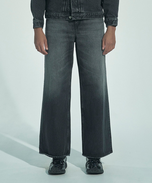 VICTIM（ヴィクティム）の「VICTIM ヴィクティム / VICTIM×HAGUN TWIDE PIPEDENIM PANTS コラボレーションヴィンテージデニムパンツ / VTM-25-P-103（デニムパンツ・メンズ・ブルー/ブラック・1/2/3/4）」の2枚目の写真