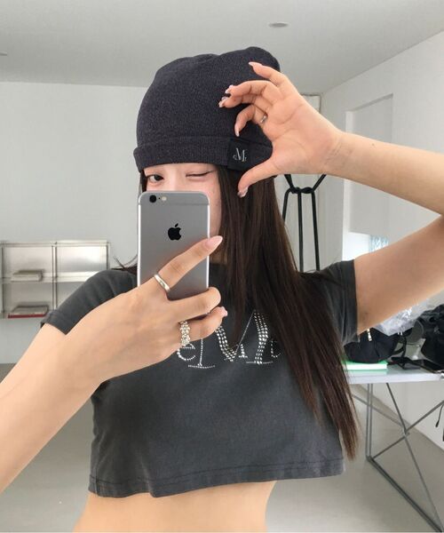 MUCENT(ムセント)の「アリンピグメントホットフィックスクロップ半袖Tシャツ(Tシャツ/カットソー・レディース・チャコール・FREE)」の7枚目の写真