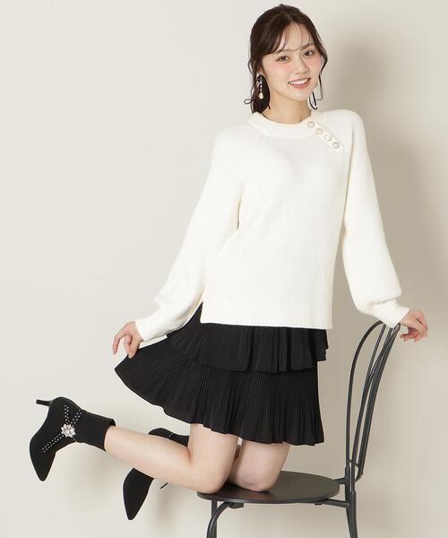 WILLSELECTION（ウィルセレクション）の「アソートボタンデザインニット（ニット/セーター・レディース・オフホワイト/チャコールグレー/ピンク・FREE）」の8枚目の写真