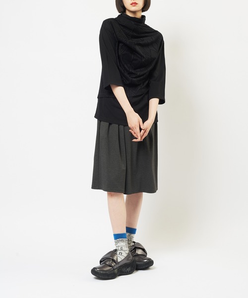 gomme(ゴム)の「ハイネックドレープT(Tシャツ/カットソー・レディース・ブラック・MEDIUM)」の7枚目の写真