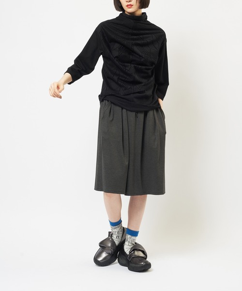 gomme(ゴム)の「ハイネックドレープT(Tシャツ/カットソー・レディース・ブラック・MEDIUM)」の9枚目の写真